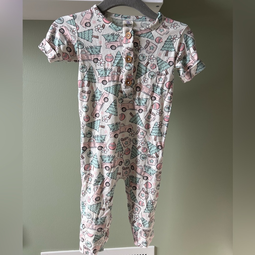 Larkspur Bamboo Button Romper - Christmas Truck Winter Print - EUC